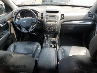 2015 Kia Sorento LX with VIN 5XYKTCA69FG636374, listed as a Copart auction lot 60235975 with 108,768 mi miles and Non repairable. Bid and sale history available at DreamBid. Image 8.