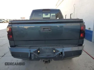 2018 Chevrolet Silverado 3500HD High Country with VIN 1GC4K1EY8JF189768, listed as a Copart auction lot 75400344 with 96,450 mi miles and Salvage Title. Bid and sale history available at carsss.com. Image 6.