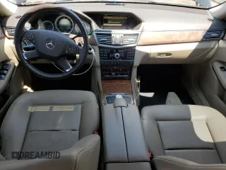 2011 Mercedes-Benz E 350 Luxury с VIN WDDHF8HB9BA476126, выставлен на аукционе Copart как лот 59591135 с пробегом 113 368 миль миль и Списание • Salvage title. История ставок и продаж доступна на DreamBid. Изображение 8.