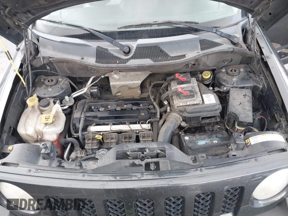 2011 Jeep Patriot Latitude with VIN 1J4NT1GA6BD114558, listed as a IAAI auction lot 41480698 with 199,006 mi miles and . Bid and sale history available at DreamBid. Image 10.