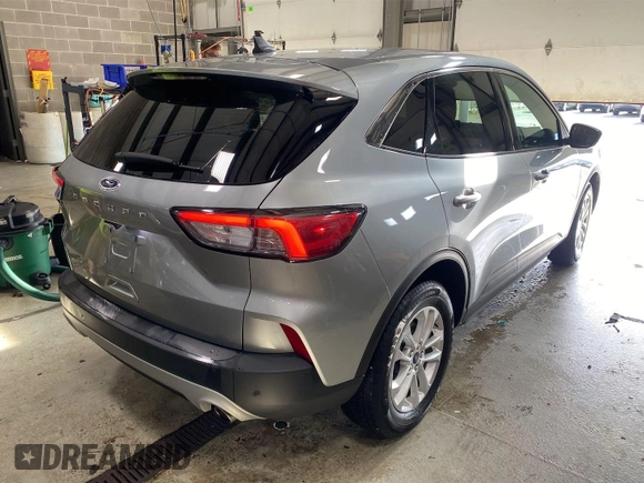 2022 Ford Escape SE с VIN 1FMCU0G65NUB40925, выставлен на аукционе IAAI как лот 42841804 с пробегом 54 950 миль миль и . История ставок и продаж доступна на DreamBid. Изображение 20.