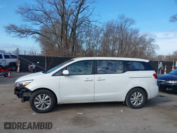 2018 Kia Sedona L with VIN KNDMA5C12J6386368, listed as a IAAI auction lot 38263325 with Not Provided miles and . Bid and sale history available at DreamBid. Image 13.