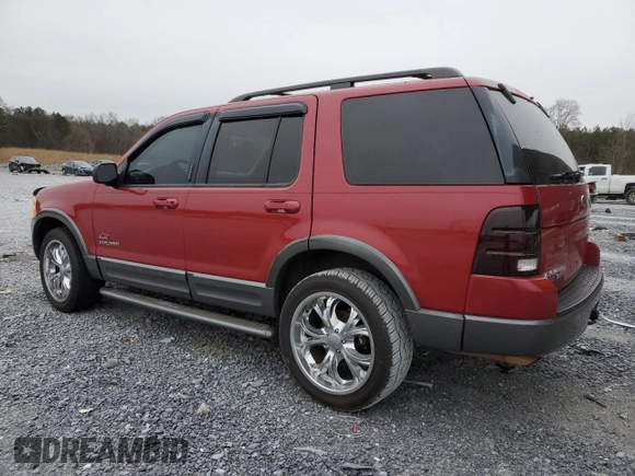 2004 Ford Explorer XLT z VIN 1FMZU63K34UB63991, wystawiony jako Copart lot #88863285 z przebiegiem 322 030 mil mil oraz Nie do naprawy • Non repairable. Historia ofert i sprzedaży dostępna na DreamBid. Obrazek 2.