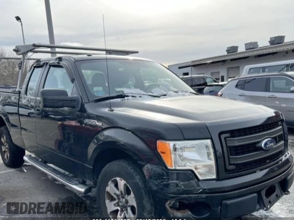 2013 Ford F-150 XL z VIN 1FTFX1EF3DFA70846, wystawiony jako IAAI lot #41614387 z przebiegiem 138 181 mil mil oraz . Historia ofert i sprzedaży dostępna na DreamBid. Obrazek 1.