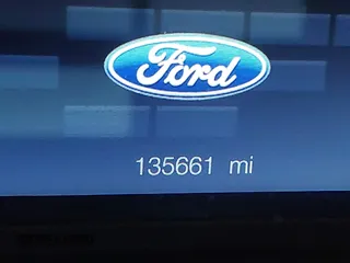 2015 Ford Explorer с VIN 1FM5K8B80FGA84253, выставлен на аукционе IAAI как лот 42145433 с пробегом 135 661 миль миль и . История ставок и продаж доступна на DreamBid. Изображение 14.