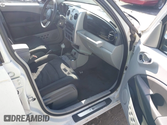 2009 Chrysler PT Cruiser Touring with VIN 3A8FY58999T556271, listed as a IAAI auction lot 41987414 with 116,299 mi miles. Bid and sale history available at carsss.com. Image 5.