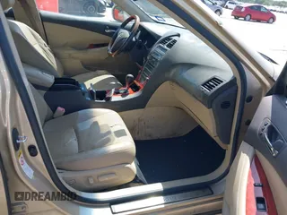 2007 Lexus ES 330 z VIN JTHBJ46G772071520, wystawiony jako IAAI lot #42558690 z przebiegiem 203 029 mil mil oraz . Historia ofert i sprzedaży dostępna na DreamBid. Obrazek 5.
