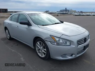 2012 Nissan Maxima S z VIN 1N4AA5AP2CC849114, wystawiony jako IAAI lot #41900516 z przebiegiem 207 880 mil mil oraz . Historia ofert i sprzedaży dostępna na DreamBid. Obrazek 1.
