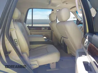 2003 Lincoln Navigator Ultimate with VIN 5LMFU27R43LJ47108, listed as a IAAI auction lot 41711964 with 127,250 mi miles. Bid and sale history available at carsss.com. Image 8.