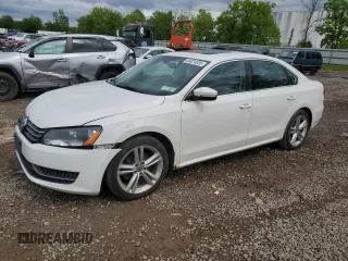 2014 Volkswagen Passat SE z VIN 1VWBN7A39EC023212, wystawiony jako Copart lot #58024935 z przebiegiem 151 924 mil mil oraz Szkoda całkowita • Salvage title. Historia ofert i sprzedaży dostępna na DreamBid. Obrazek 1.