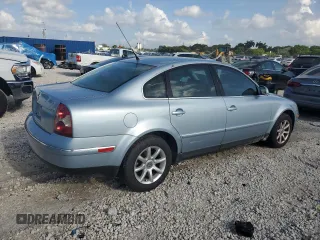2004 Volkswagen Passat GLS z VIN WVWPE63B04P326636, wystawiony jako Copart lot #60062325 z przebiegiem 117 498 mil mil oraz Czysty tytuł • Clean title. Historia ofert i sprzedaży dostępna na DreamBid. Obrazek 3.