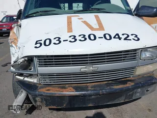 2000 Chevrolet Astro Cargo with VIN 1GCDM19W1YB217561, listed as a IAAI auction lot 41805659 with Not Provided miles. Bid and sale history available at carsss.com. Image 10.