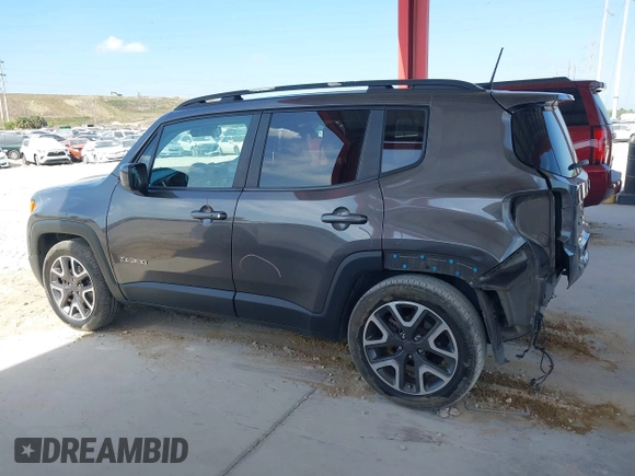 2018 Jeep Renegade Latitude with VIN ZACCJABB5JPG86563, listed as a IAAI auction lot 42109270 with 185,540 mi miles. Bid and sale history available at carsss.com. Image 15.