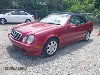 2002 Mercedes-Benz CLK 320/430 z VIN WDBLK65G62T118893, wystawiony jako IAAI lot #42300653 z przebiegiem 93 823 mil mil oraz . Historia ofert i sprzedaży dostępna na DreamBid. Obrazek 2.