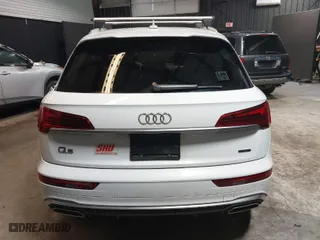 2022 Audi Q5 S line Premium Plus with VIN WA1EAAFY1N2021824, listed as a IAAI auction lot 41428217 with 40,713 mi miles. Bid and sale history available at carsss.com. Image 17.