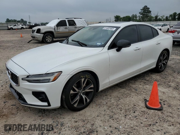 2020 Volvo S60 R-Design with VIN 7JR102FM8LG067596, listed as a Copart auction lot 51402483 with 49,417 mi miles. Bid and sale history available at carsss.com. Image 1.
