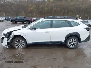 2025 Subaru Outback z VIN 4S4BTAAC8S3170716, wystawiony jako IAAI lot #41979170 z przebiegiem 2 783 mil mil oraz . Historia ofert i sprzedaży dostępna na DreamBid. Obrazek 15.