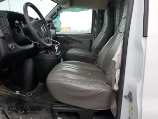 2017 Chevrolet Express Cargo Van with VIN 1GCWGBFFXH1109634, listed as a Copart auction lot 84901104 with 144,270 mi miles and Salvage Title. Bid and sale history available at carsss.com. Image 7.