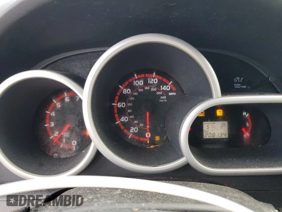 2009 Pontiac Vibe with VIN 5Y2SM67099Z423318, listed as a Copart auction lot 84119814 with 208,134 mi miles and Clean Title. Bid and sale history available at carsss.com. Image 9.