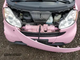 2009 Smart fortwo Passion z VIN WMEEK31X99K260414, wystawiony jako Copart lot #48318765 z przebiegiem 102 467 mil mil oraz Szkoda całkowita • Salvage title. Historia ofert i sprzedaży dostępna na DreamBid. Obrazek 11.
