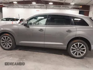 2017 Audi Q7 Premium Plus with VIN WA1LAAF73HD026692, listed as a IAAI auction lot 41938847 with 159,257 mi miles. Bid and sale history available at carsss.com. Image 14.