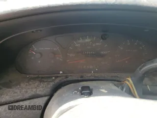 2002 Ford Taurus SES Standard with VIN 1FAFP55UX2A166740, listed as a Copart auction lot 61257665 with 170,448 mi miles and Salvage title. Bid and sale history available at DreamBid. Image 9.