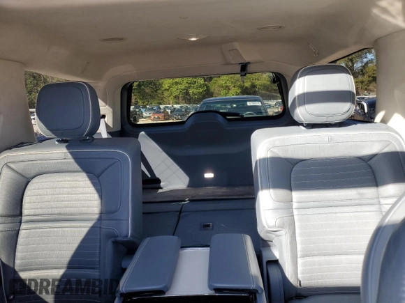2019 Lincoln Navigator Black Label with VIN 5LMJJ2TT6KEL18996, listed as a Copart auction lot 47474405 with 94,110 mi miles and Salvage title. Bid and sale history available at DreamBid. Image 10.