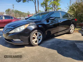 2011 Hyundai Sonata SE with VIN 5NPEC4AC6BH002791, listed as a IAAI auction lot 41705710 with 222,753 mi miles. Bid and sale history available at carsss.com. Image 1.