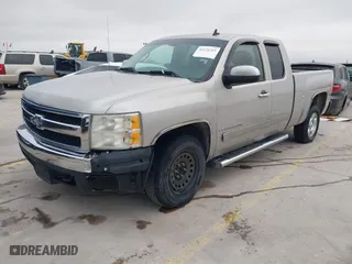 2008 Chevrolet Silverado 1500 Work Truck with VIN 1GCEC19C68Z287545, listed as a IAAI auction lot 41171713 with 173,482 mi miles. Bid and sale history available at carsss.com. Image 21.