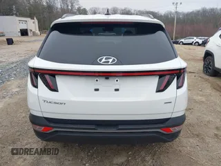 2024 Hyundai Tucson SEL with VIN 5NMJFCDE2RH381695, listed as a IAAI auction lot 41922781 with 6,294 mi miles and . Bid and sale history available at carsss.com. Image 16.