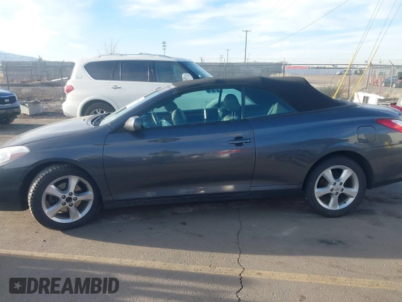 2008 Toyota Solara SE z VIN 4T1FA38P38U156074, wystawiony jako IAAI lot #41888974 z przebiegiem 85 952 mil mil oraz . Historia ofert i sprzedaży dostępna na DreamBid. Obrazek 14.