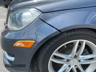 2013 Mercedes-Benz C 250 Sport с VIN WDDGF4HB2DR246422, выставлен на аукционе Copart как лот 65942685 с пробегом 118 019 миль миль и Чистый • Clean title. История ставок и продаж доступна на DreamBid. Изображение 12.