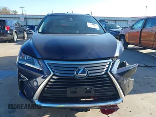 2018 Lexus RX with VIN 2T2ZZMCA2JC110964, listed as a IAAI auction lot 41142683 with 68,667 mi miles. Bid and sale history available at carsss.com. Image 19.