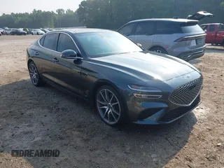 2022 Genesis G70 2.0T z VIN KMTG34TA2NU089251, wystawiony jako IAAI lot #42549771 z przebiegiem 49 678 mil mil oraz . Historia ofert i sprzedaży dostępna na DreamBid. Obrazek 1.