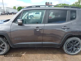 2018 Jeep Renegade Latitude with VIN ZACCJABB2JPH96664, listed as a IAAI auction lot 42221060 with 23,499 mi miles and . Bid and sale history available at DreamBid. Image 15.