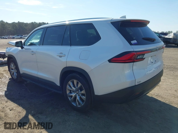 2024 Toyota Highlander XLE z VIN 5TDAAAA59RS013969, wystawiony jako IAAI lot #41816855 z przebiegiem 25 958 mil mil oraz . Historia ofert i sprzedaży dostępna na DreamBid. Obrazek 3.
