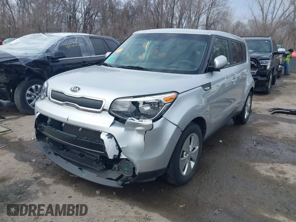 2014 Kia Soul with VIN KNDJN2A28E7700722, listed as a IAAI auction lot 41710340 with 106,234 mi miles. Bid and sale history available at carsss.com. Image 18.