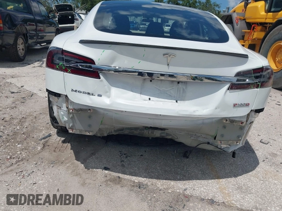 2017 Tesla Model S 100D with VIN 5YJSA1E45HF189006, listed as a IAAI auction lot 42540693 with 64,827 mi miles and . Bid and sale history available at DreamBid. Image 6.