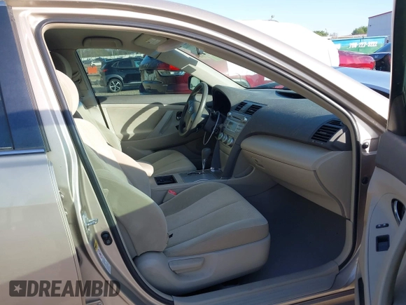 2007 Toyota Camry CE with VIN 4T1BE46K57U601350, listed as a IAAI auction lot 41889044 with 197,738 mi miles. Bid and sale history available at carsss.com. Image 5.