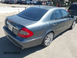 2008 Mercedes-Benz E-Class Luxury 3.5L with VIN WDBUF56X08B284262, listed as a IAAI auction lot 41996643 with 180,534 mi miles. Bid and sale history available at carsss.com. Image 4.