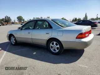 1997 Lexus ES 300 Luxury Sport Sdn with VIN JT8BF22GXV5010055, listed as a Copart auction lot 76507554 with 177,269 mi miles and Salvage Title. Bid and sale history available at carsss.com. Image 2.