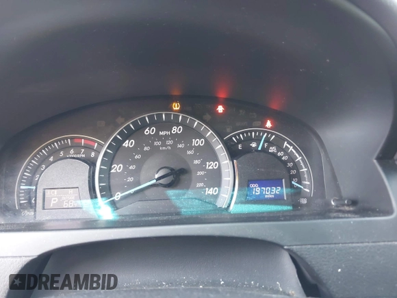 2015 Toyota Camry XLE z VIN 4T4BF1FK5FR505945, wystawiony jako IAAI lot #42114226 z przebiegiem 197 032 mil mil oraz . Historia ofert i sprzedaży dostępna na DreamBid. Obrazek 7.