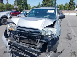 2005 Toyota 4Runner SR5 z VIN JTEZU14R158031515, wystawiony jako IAAI lot #42453430 z przebiegiem 114 071 mil mil oraz . Historia ofert i sprzedaży dostępna na DreamBid. Obrazek 6.