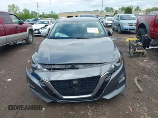 2019 Nissan Altima S z VIN 1N4BL4BV1KC111566, wystawiony jako IAAI lot #42197587 z przebiegiem 117 021 mil mil oraz . Historia ofert i sprzedaży dostępna na DreamBid. Obrazek 12.