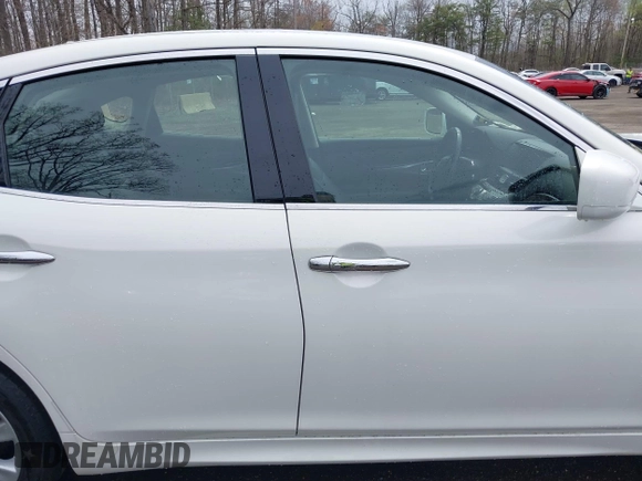2011 Infiniti M37 with VIN JN1BY1AR9BM373072, listed as a IAAI auction lot 41918340 with 90,820 mi miles. Bid and sale history available at carsss.com. Image 14.