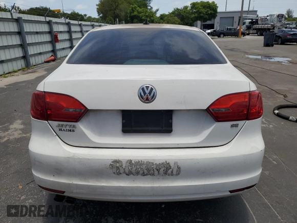 2014 Volkswagen Jetta SE with VIN 3VWD17AJ9EM366958, listed as a Copart auction lot 62948535 with 120,078 mi miles and Clean title. Bid and sale history available at DreamBid. Image 6.