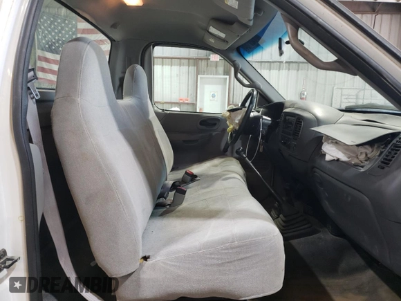 2000 Ford F-150 XL with VIN 1FTZF182XYNC09505, listed as a Copart auction lot 73420184 with 296,202 mi miles and Salvage title. Bid and sale history available at DreamBid. Image 10.