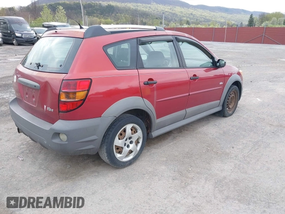 2008 Pontiac Vibe with VIN 5Y2SL65818Z409178, listed as a IAAI auction lot 42025318 with 224,690 mi miles. Bid and sale history available at carsss.com. Image 4.