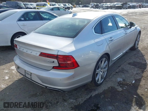 2017 Volvo S90 Inscription с VIN YV1A22MLXH1012333, выставлен на аукционе IAAI как лот 41340599 с пробегом 112 597 миль миль и . История ставок и продаж доступна на DreamBid. Изображение 4.