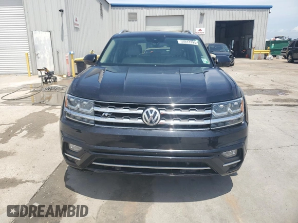 2018 Volkswagen Atlas SEL with VIN 1V2RR2CA3JC543080, listed as a Copart auction lot 53913795 with 131,173 mi miles and Salvage title. Bid and sale history available at DreamBid. Image 5.